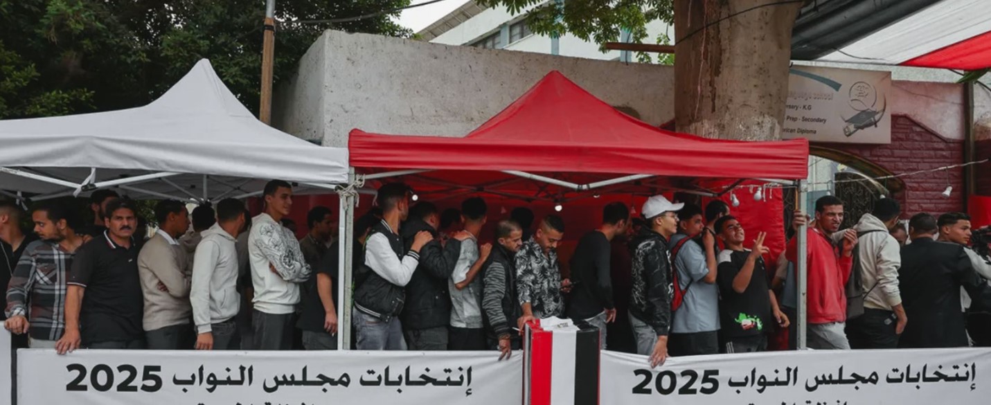 حبس المحامي أسامة الششتاوي